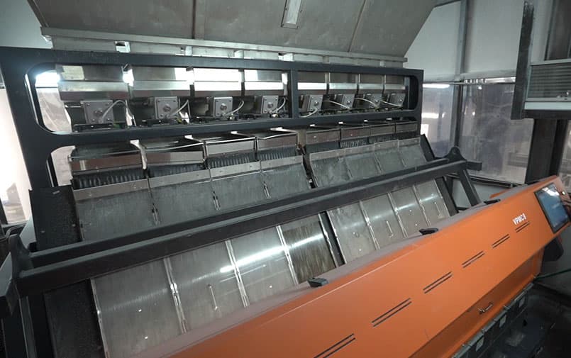 From bottle to flakes