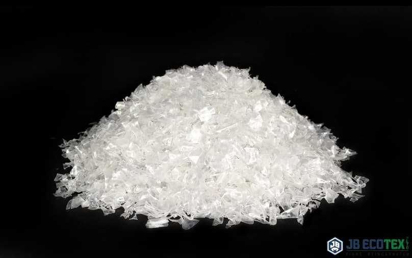 What are PET Flakes, its manufacturing and its uses?
