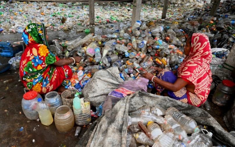 1,212 Taj Mahals Worth of Fashion Waste: Here's How India is Fighting Back